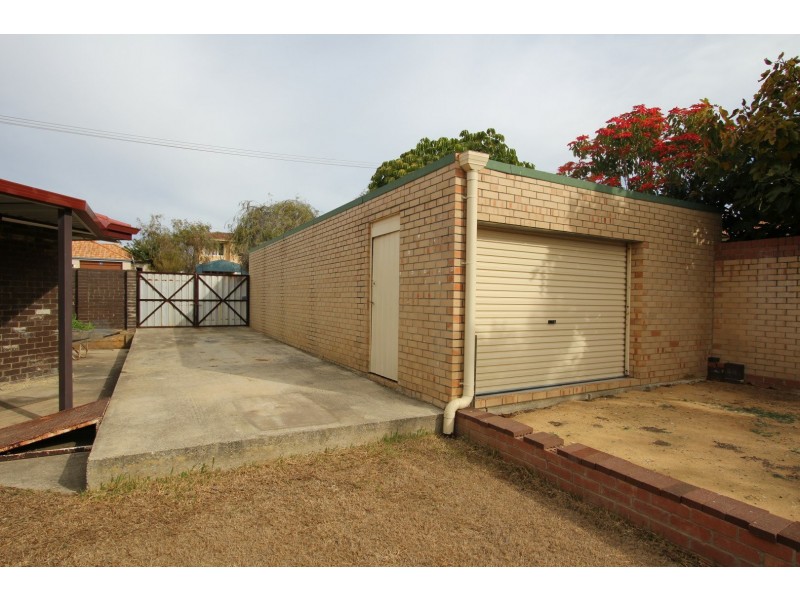 62 Calista Avenue, Calista WA 6167