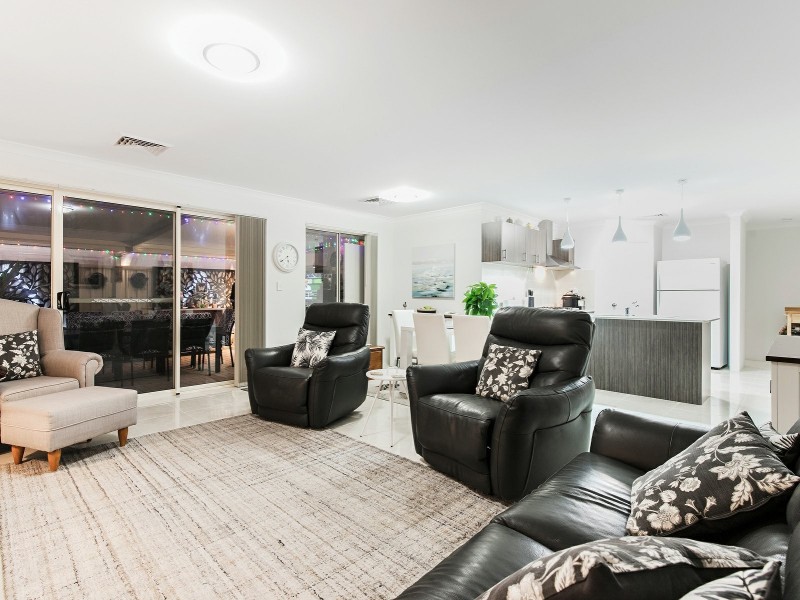 Unit 8/8 Binnar Court, Erskine WA 6210