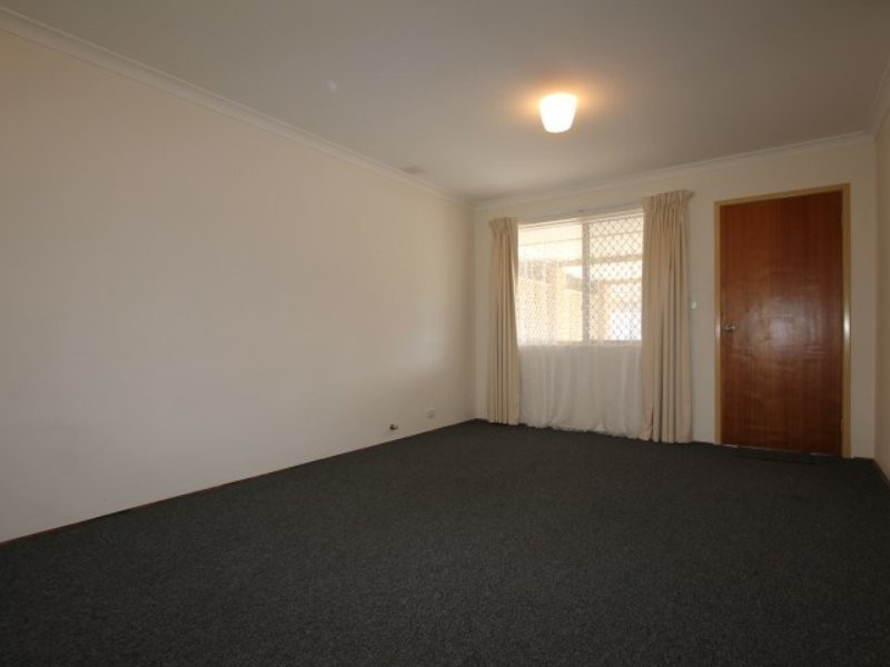 Unit 8/9 Louise Street, Rockingham WA 6168