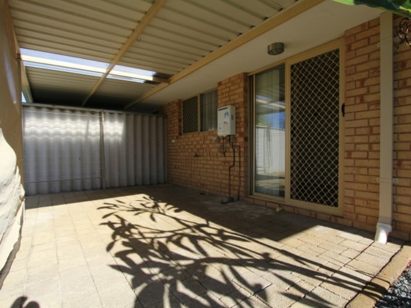 Unit 8/9 Louise Street, Rockingham WA 6168