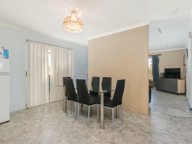 4 Sulphur Road, Parmelia WA 6167