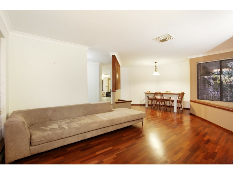 31 Tristram Gardens, Parmelia WA 6167