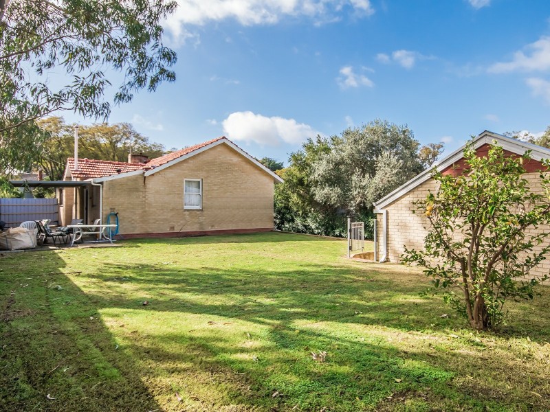 18 Sharman Street, Medina WA 6167