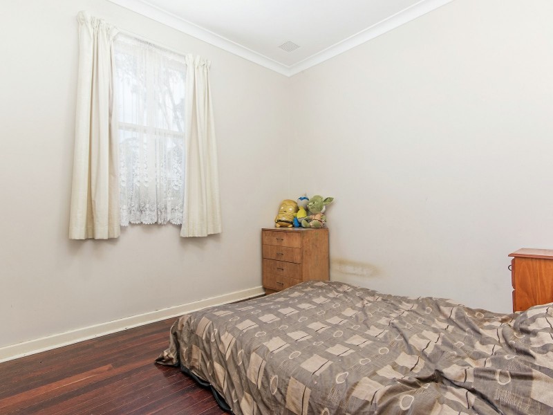 18 Sharman Street, Medina WA 6167