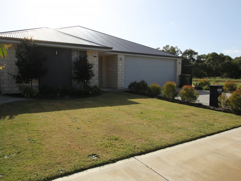 35 Capertree Vista, Wellard WA 6170