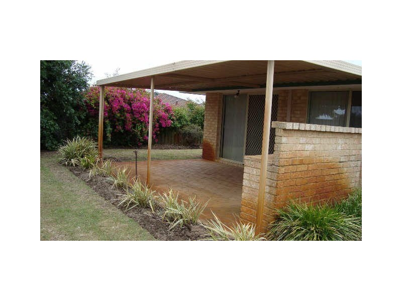 30 Roscommon Cres, Orelia WA 6167