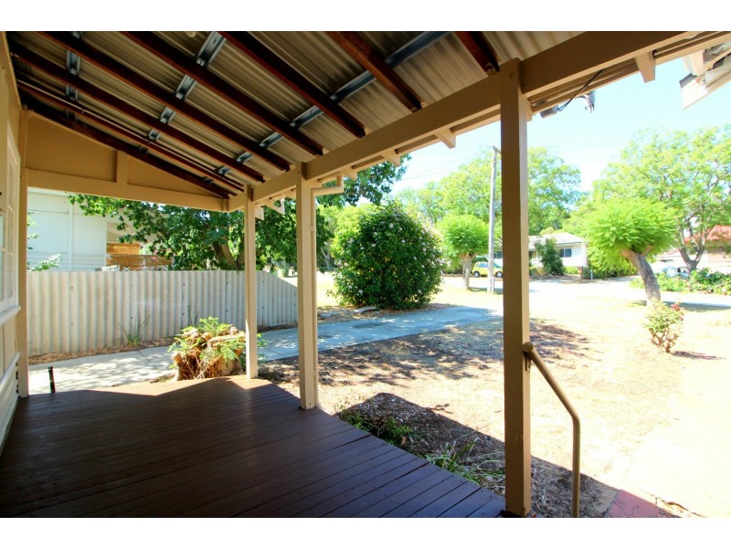 14 Sharman Street, Medina WA 6167