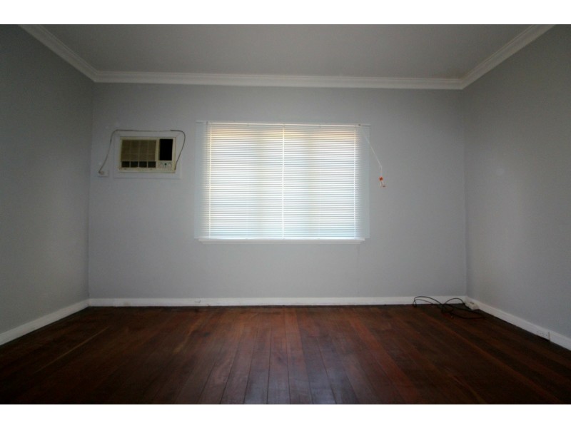 14 Sharman Street, Medina WA 6167