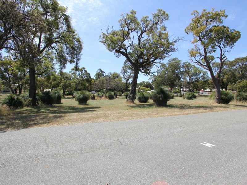 45 Oakley Road, Medina WA 6167