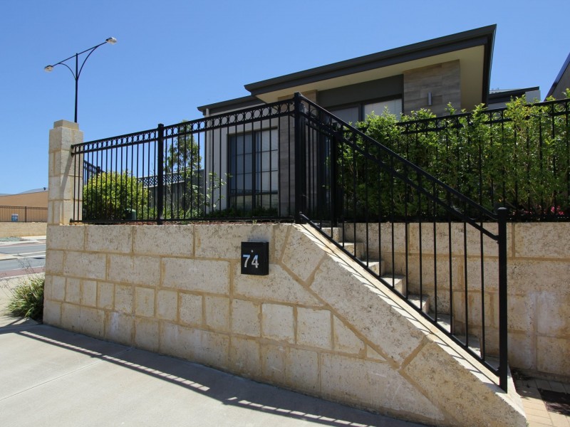 74 Ryhill Crescent, Wellard WA 6170