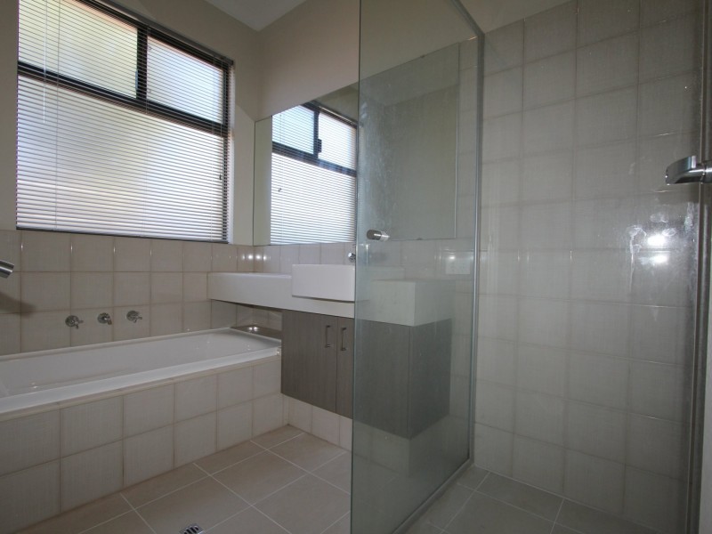 74 Ryhill Crescent, Wellard WA 6170