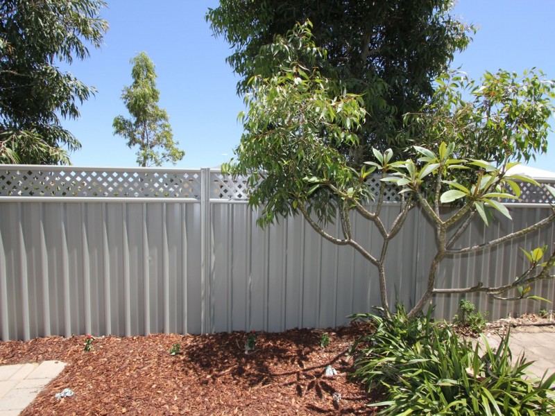 74 Ryhill Crescent, Wellard WA 6170