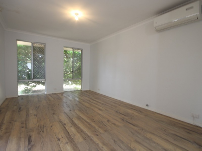 54 Sulphur Road, Parmelia WA 6167