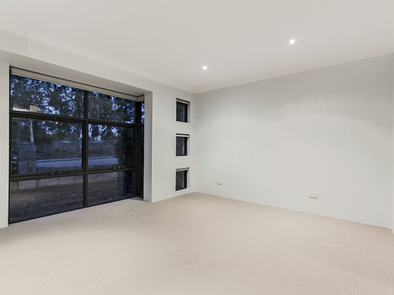 429 Lambeth Circle, Wellard WA 6170