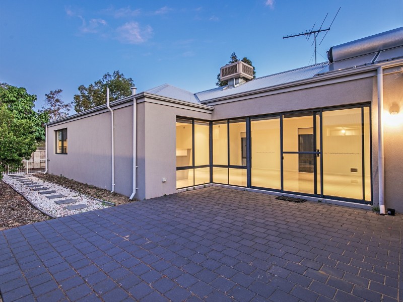 429 Lambeth Circle, Wellard WA 6170