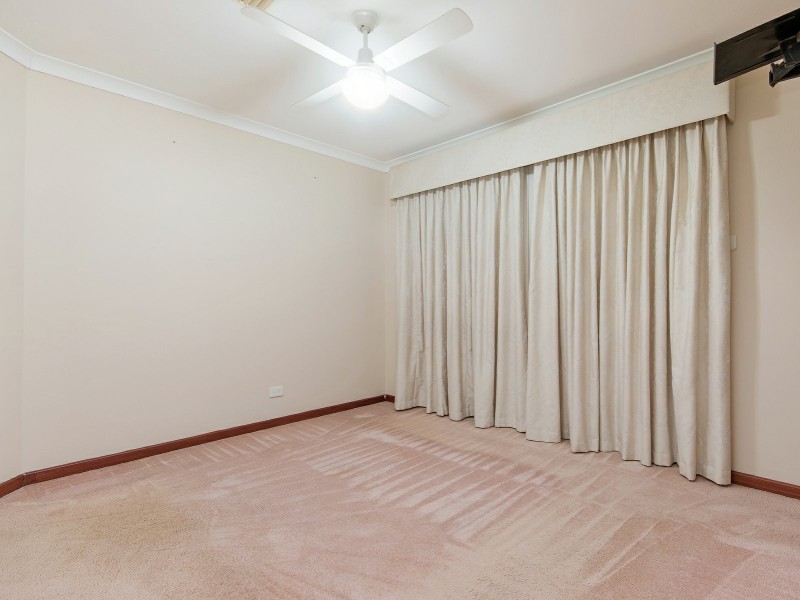 14 Hargrave Place, Parmelia WA 6167