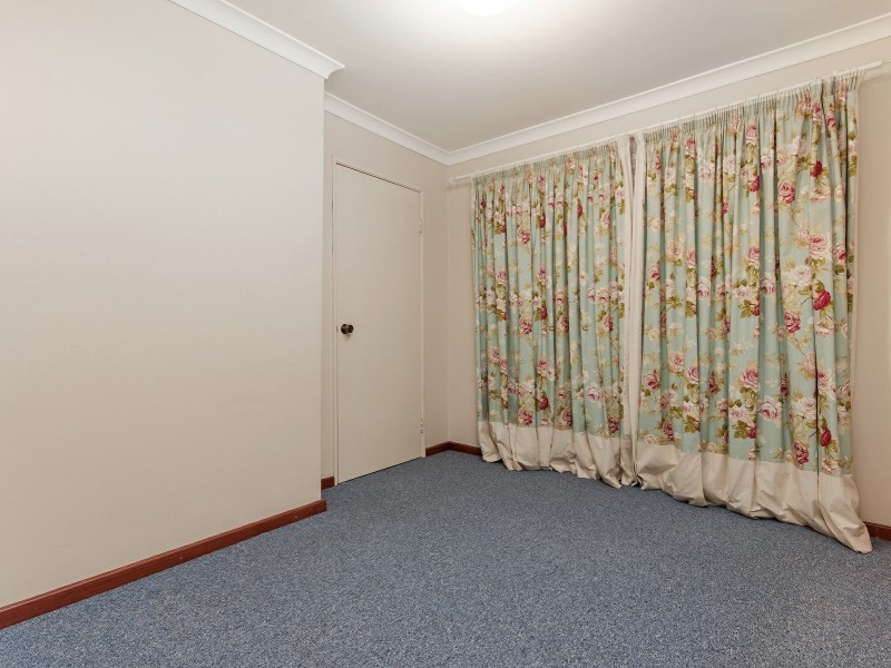 14 Hargrave Place, Parmelia WA 6167