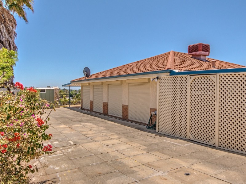 14 Hargrave Place, Parmelia WA 6167