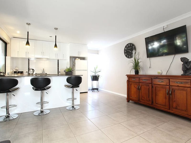 31 Kellam Way, Medina WA 6167