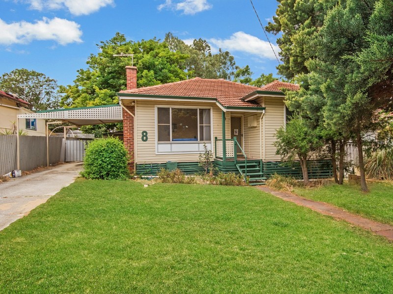 8 Cowcher Way West, Medina WA 6167