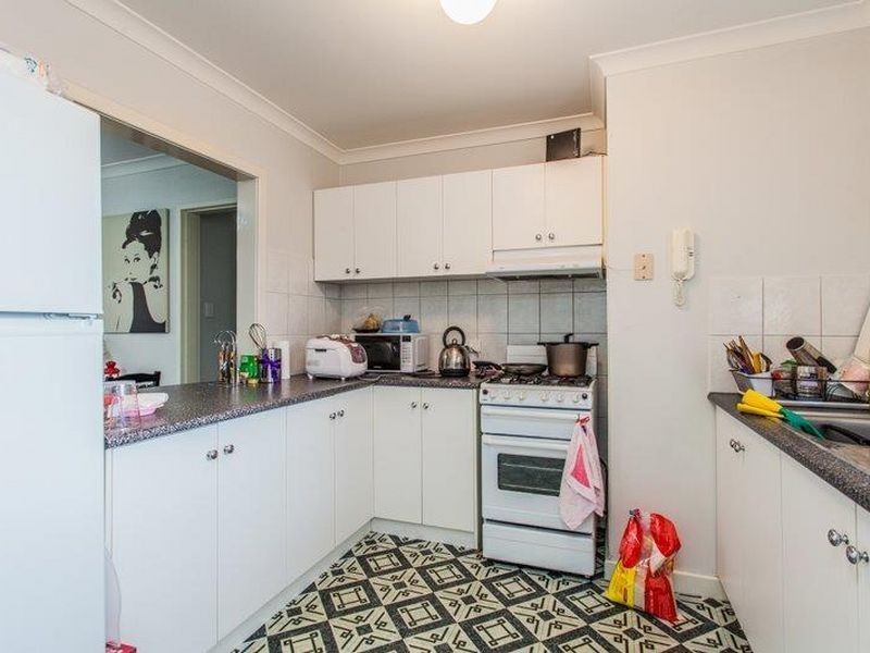 36/21 Disney Road, Parmelia WA 6167