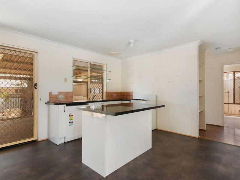 25 Patrick Vista, Parmelia WA 6167