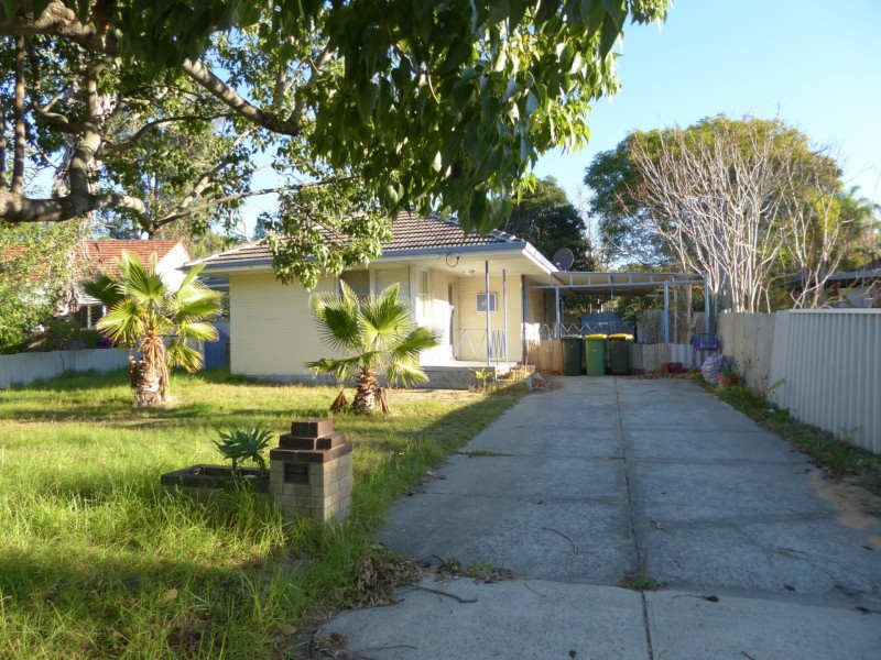 60 Brownell Crescent, Medina WA 6167