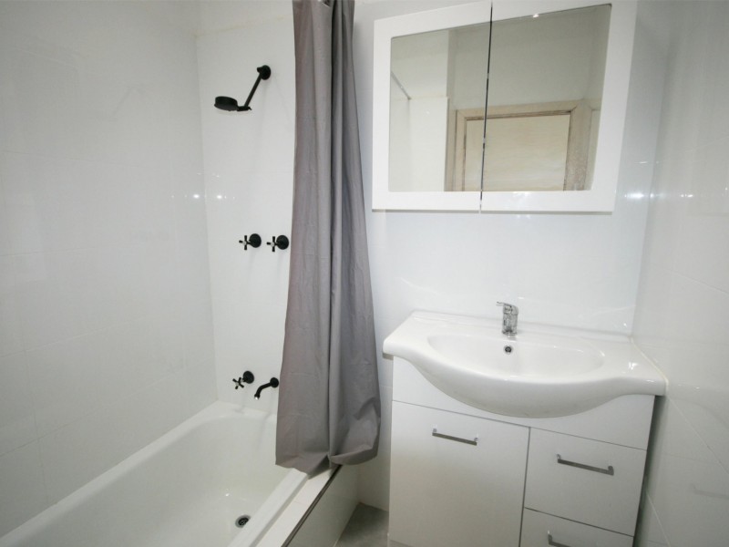 60 Brownell Crescent, Medina WA 6167