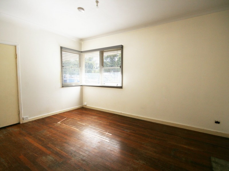 60 Brownell Crescent, Medina WA 6167