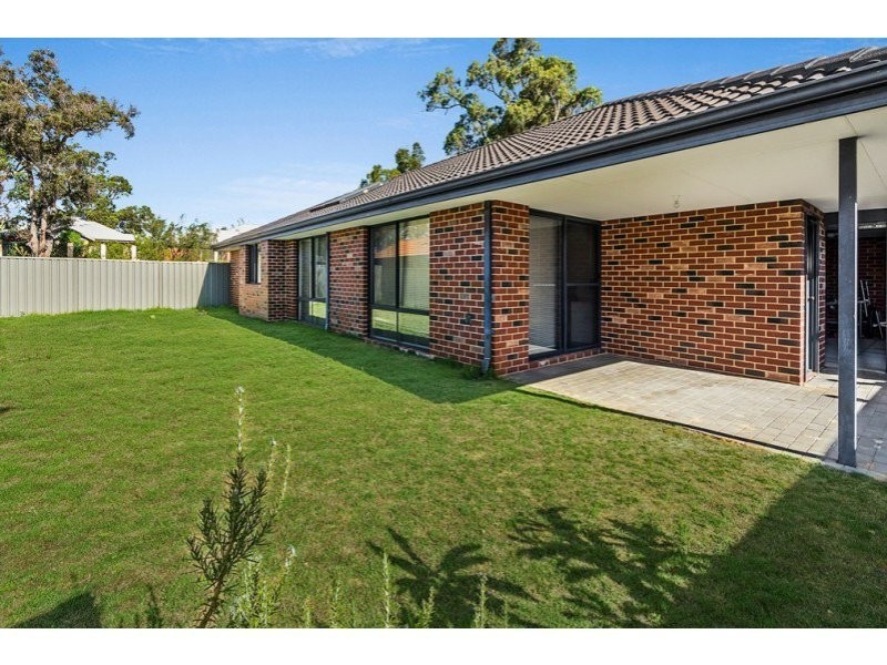 116 Runnymede Gate, Wellard WA 6170