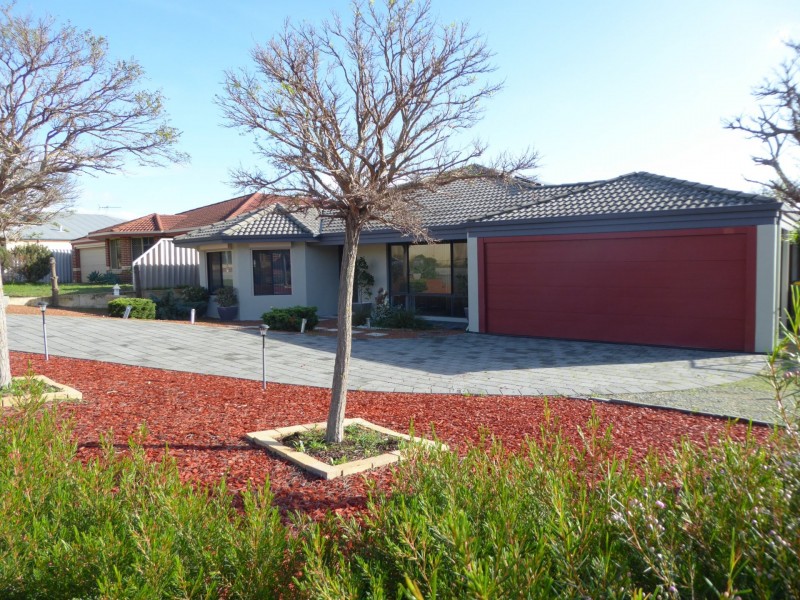 2 Dunster Way, Orelia WA 6167