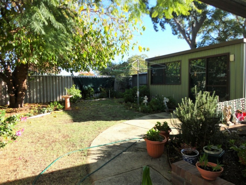 14 Maydwell Way, Calista WA 6167