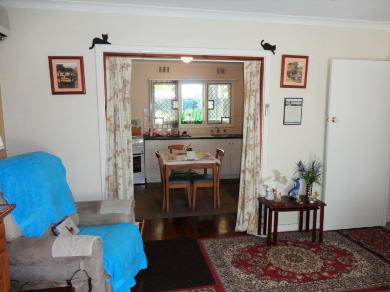 14 Maydwell Way, Calista WA 6167