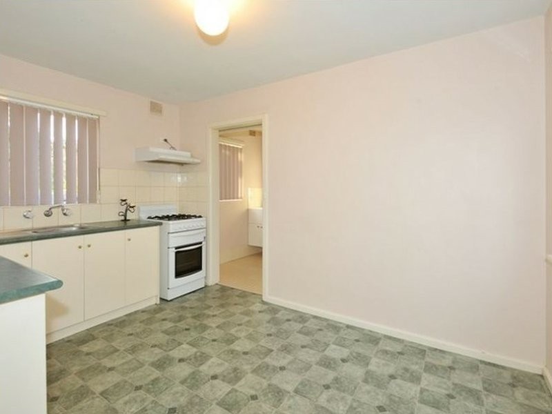 36 Maydwell Way, Calista WA 6167