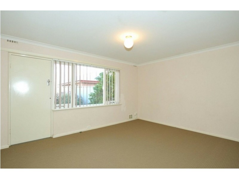 36 Maydwell Way, Calista WA 6167