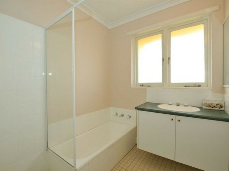 36 Maydwell Way, Calista WA 6167