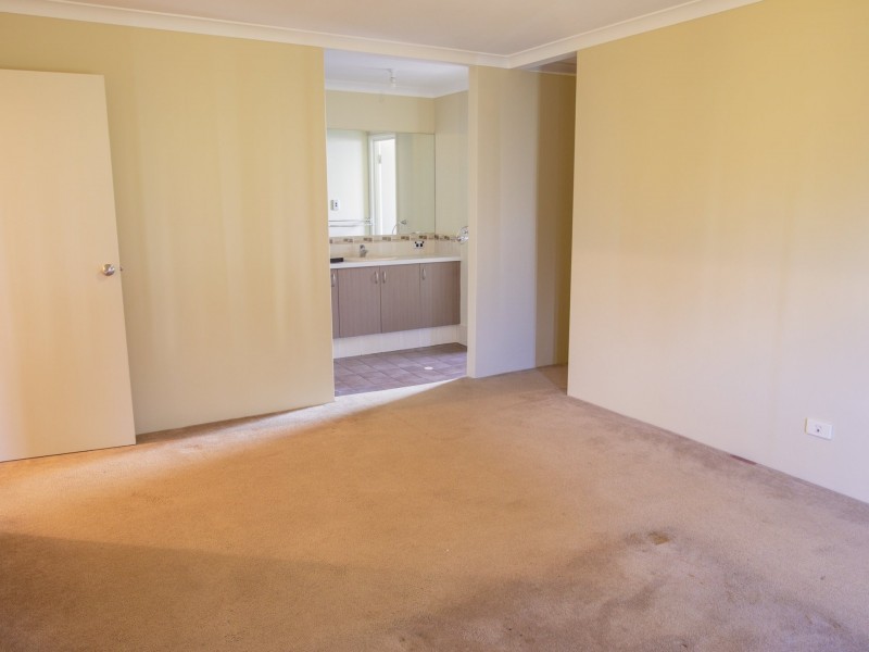 17 Westcliff Street, Wellard WA 6170