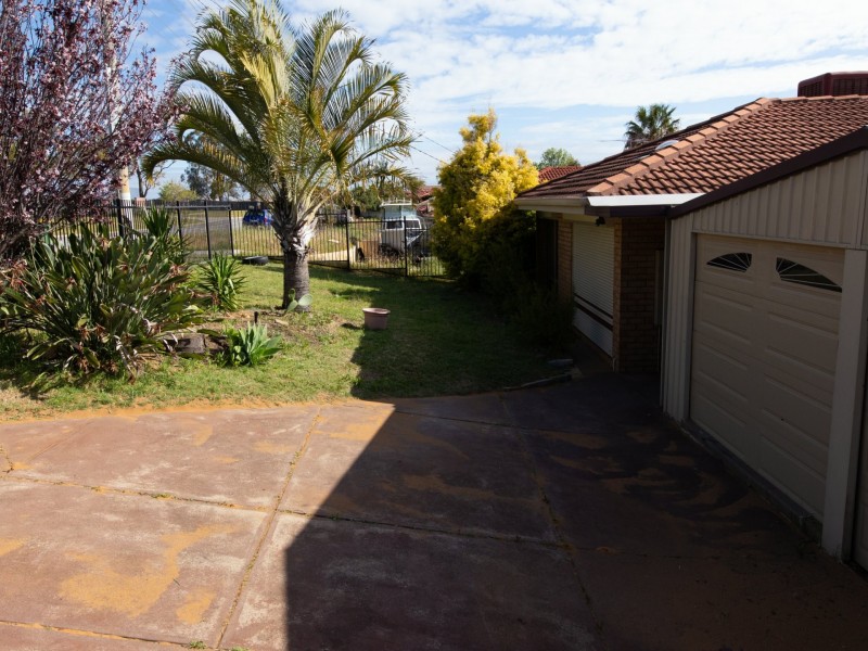 99 Parmelia Avenue, Parmelia WA 6167