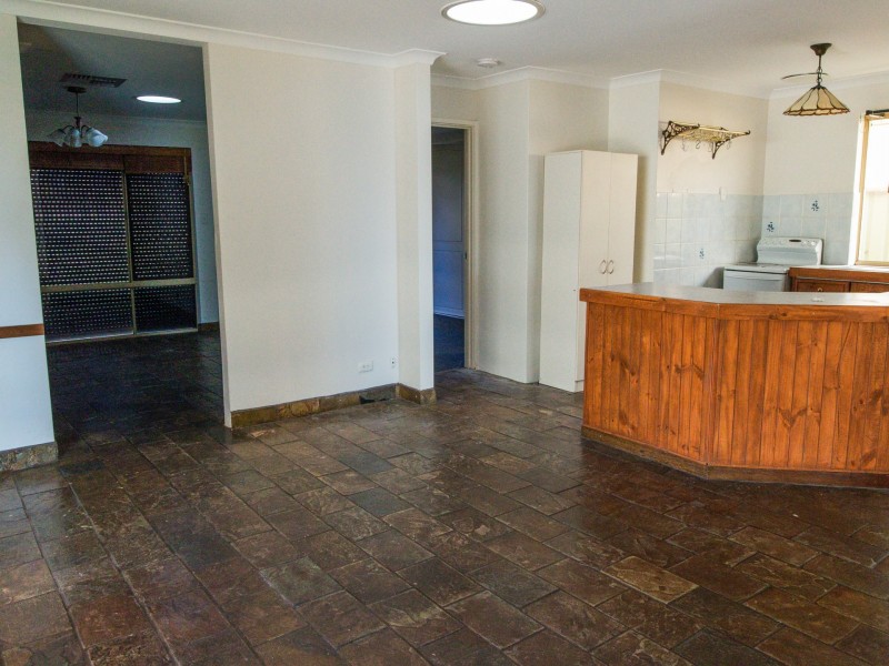 99 Parmelia Avenue, Parmelia WA 6167