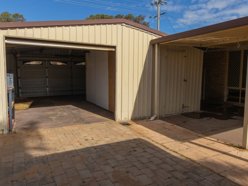 99 Parmelia Avenue, Parmelia WA 6167