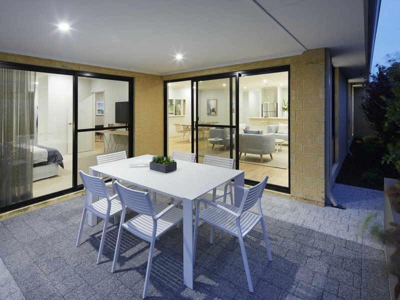 9 Melksham Way, Wellard WA 6170