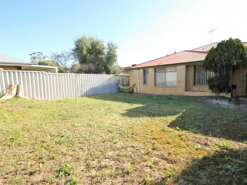 6 Bilya Gardens, Leda WA 6170