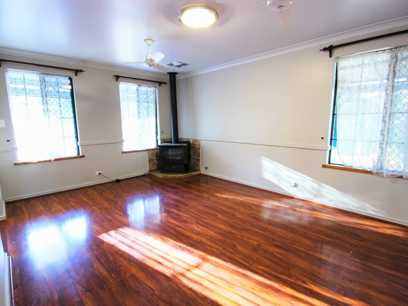 25 Goldsmith Drive, Wellard WA 6170