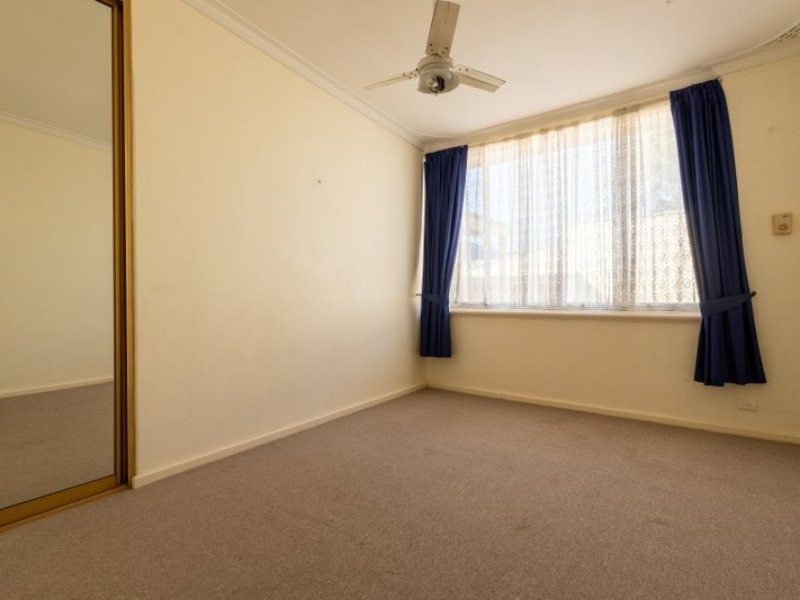 14 Gellibrand Rd, Orelia WA 6167