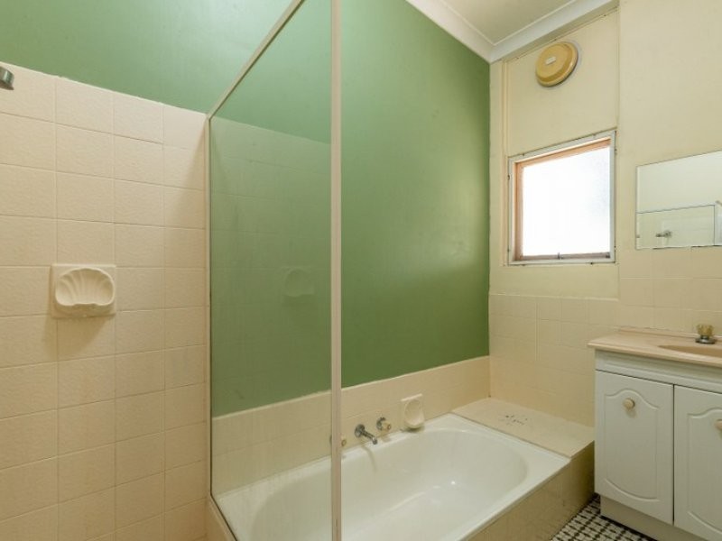 14 Gellibrand Rd, Orelia WA 6167