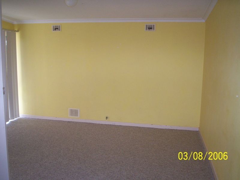 16 Hefron Way, Parmelia WA 6167