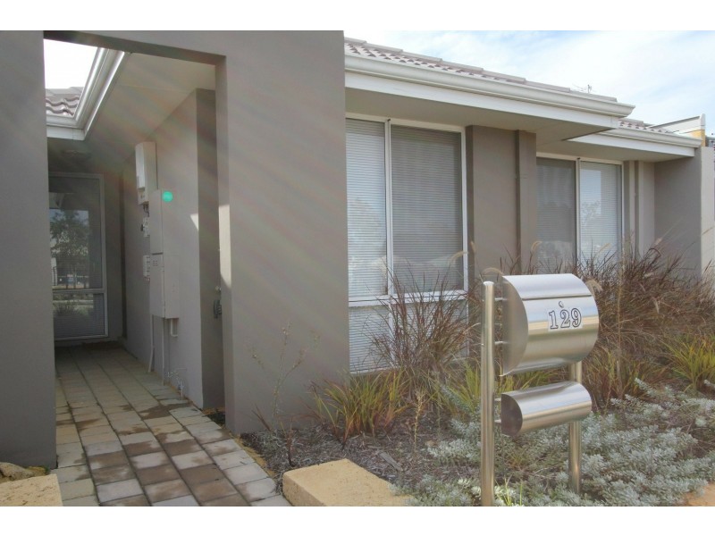 129 Lambeth Circle, Wellard WA 6170