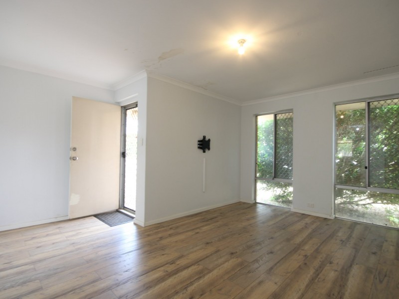 54 Sulphur Road, Parmelia WA 6167