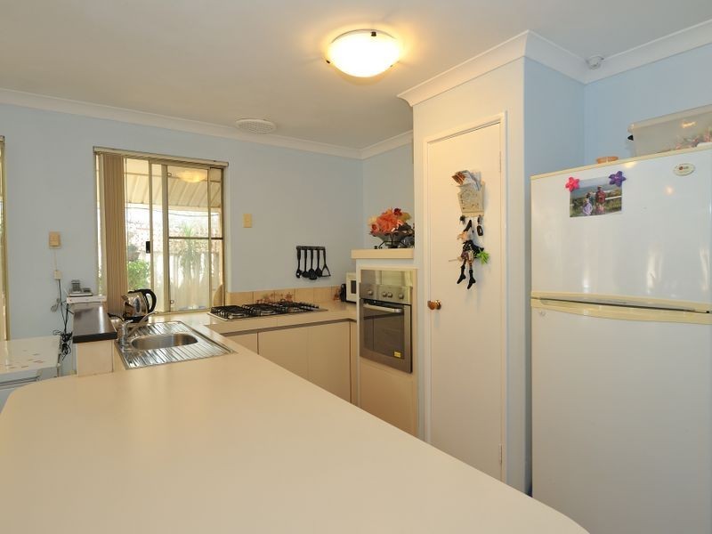 1 Djilba View, Leda WA 6170