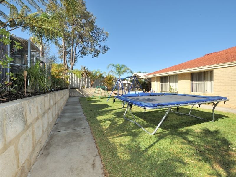 1 Djilba View, Leda WA 6170